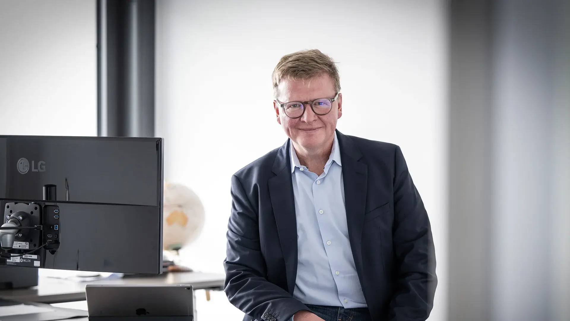 Geschäftsführer Andreas Neuhaus als Repräsentant der Edelstahl-Expertise bei der Albrecht Zwick GmbH